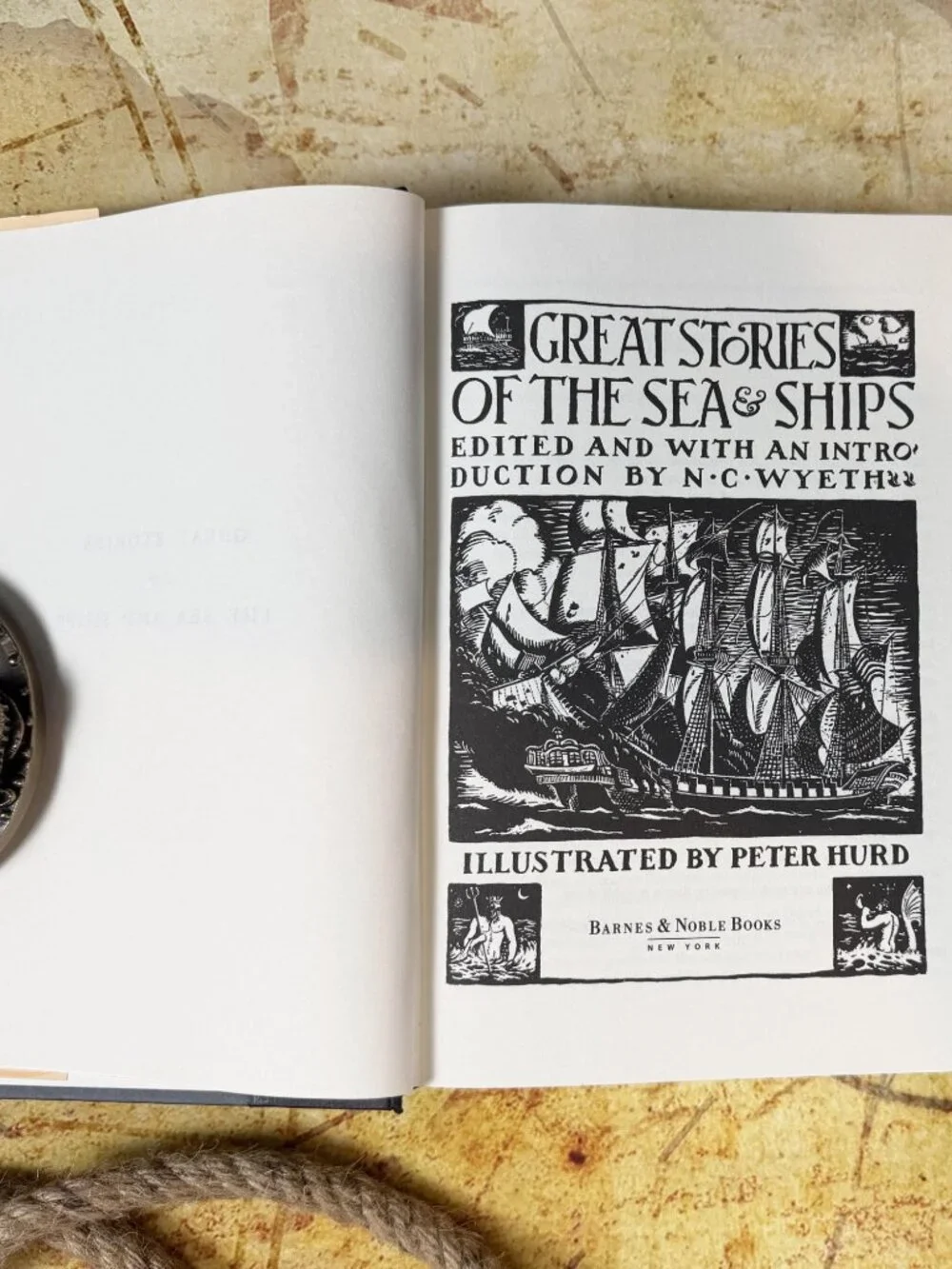 Great Stories of the Sea & Ships Book